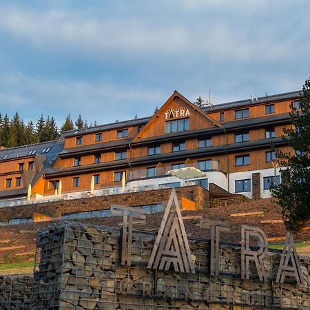 Grandhotel Tatra Velké Karlovice Zewnętrze zdjęcie