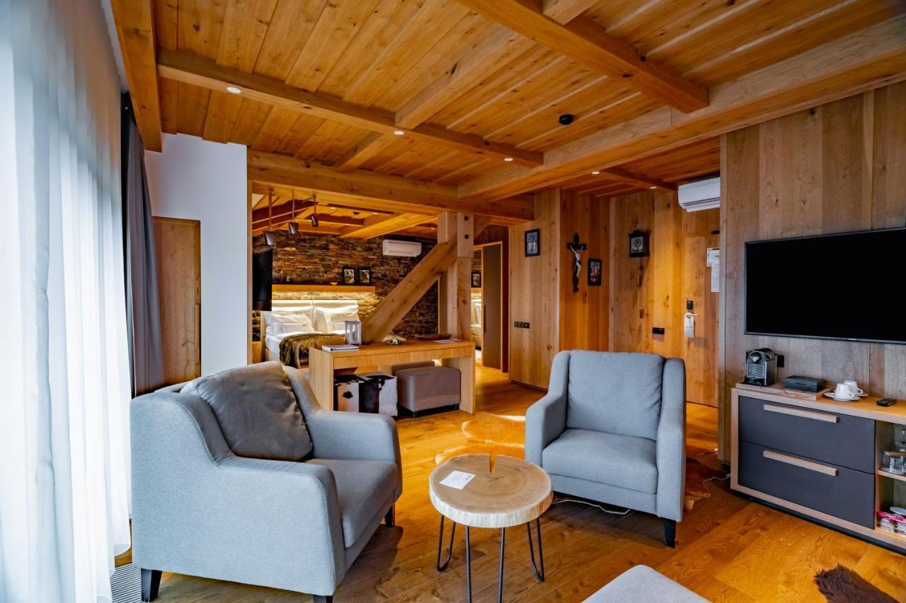 Grandhotel Tatra Velké Karlovice Zewnętrze zdjęcie