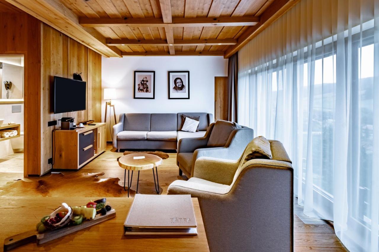 Grandhotel Tatra Velké Karlovice Zewnętrze zdjęcie