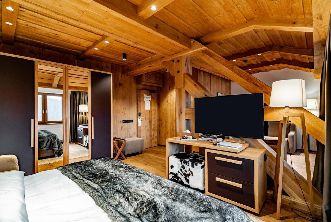 Grandhotel Tatra Velké Karlovice Zewnętrze zdjęcie