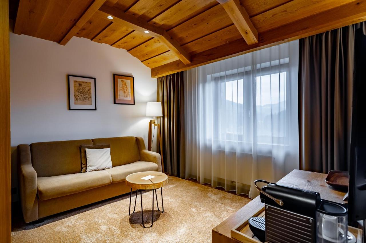 Grandhotel Tatra Velké Karlovice Zewnętrze zdjęcie