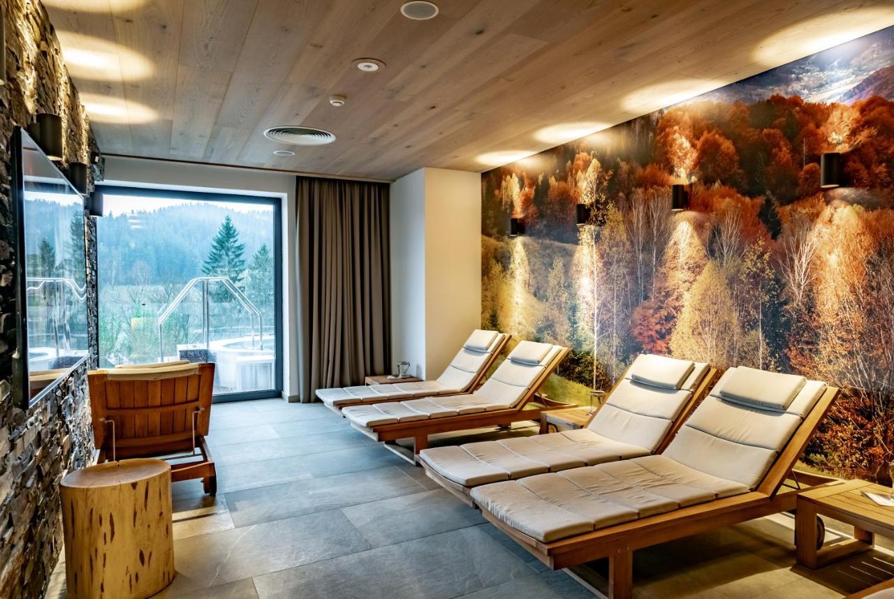 Grandhotel Tatra Velké Karlovice Zewnętrze zdjęcie