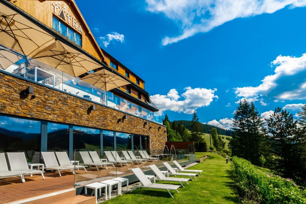 Grandhotel Tatra Velké Karlovice Zewnętrze zdjęcie