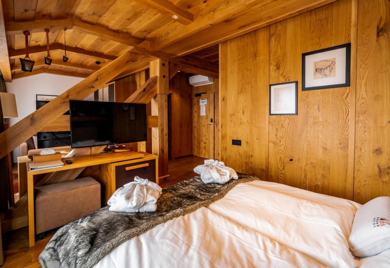 Grandhotel Tatra Velké Karlovice Zewnętrze zdjęcie