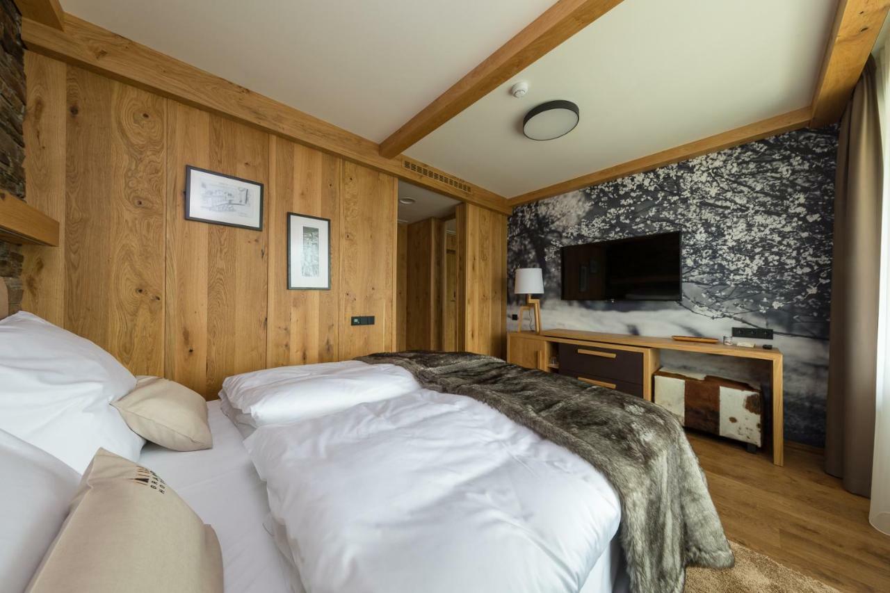Grandhotel Tatra Velké Karlovice Zewnętrze zdjęcie